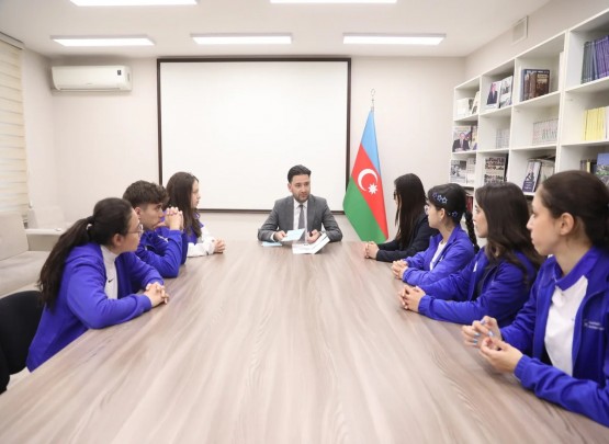 Azərbaycan Kamandan Oxatma Federasiyasında idmançılara yeni idman dərəcələri təqdim edilib